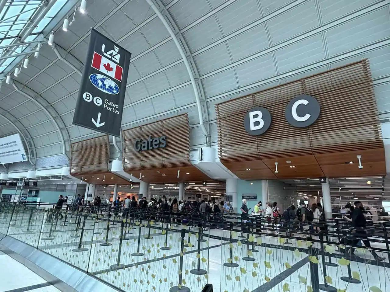 65 million travellers a year could use Toronto Pearson Airport in Mississauga, Ontario by 2030s [Video]