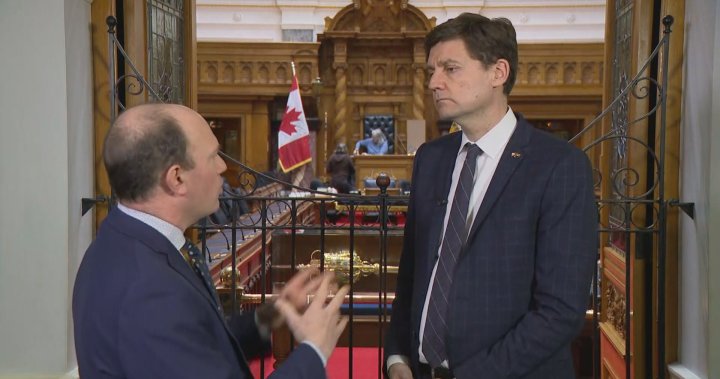 B.C. premier defends scrapping tax rebate amid Trump tariff threats [Video]