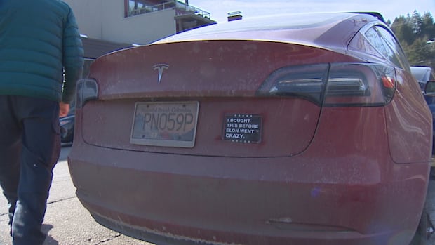 Some Tesla owners in B.C. embarrassed by company’s CEO amid charged political climate [Video]