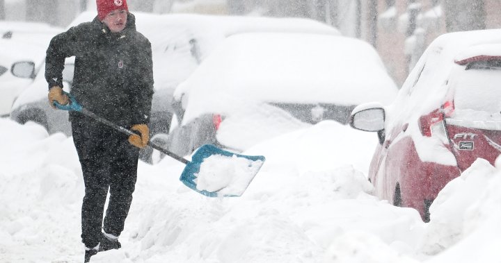 Quebec under blowing snow advisory, parts of Ontario seeing high winds as big dig out begins [Video]