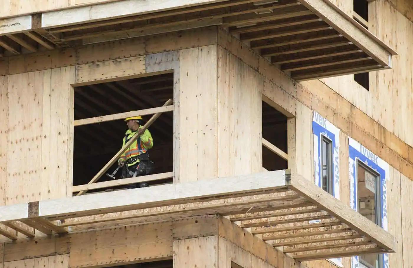 Housing starts up 3% in January, but trade risks add ‘significant uncertainty’: CMHC [Video]