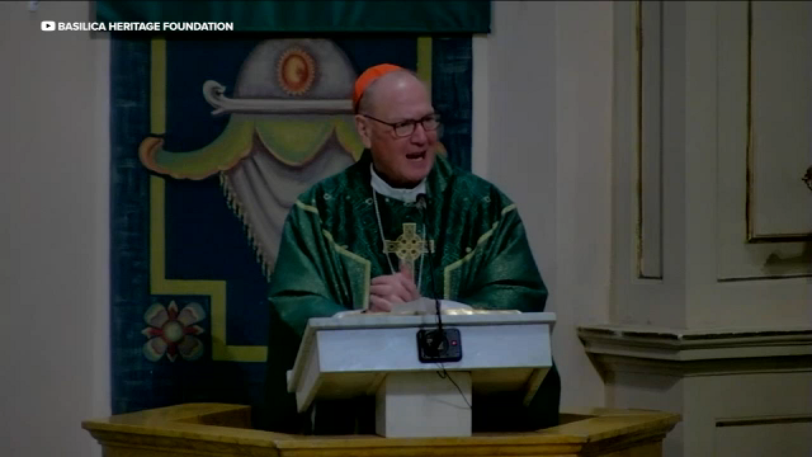 Archbishop of New York Cardinal Dolan presides over mass in Canada after United flight from Newark diverted [Video]