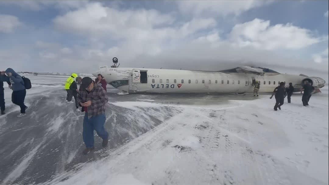 At least 15 injured after plane crash-lands and flips over at Toronto airport [Video]