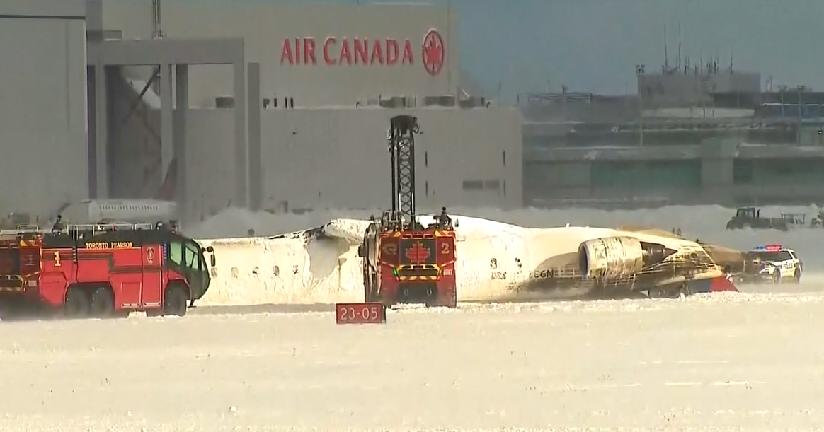 Emergency teams respond to Delta plane landing incident, says Toronto Pearson Airport | [Video]