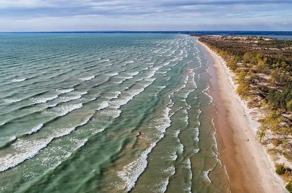 New resort with ‘Bike Cafe’ in plans for popular Ontario tourism area [Video]