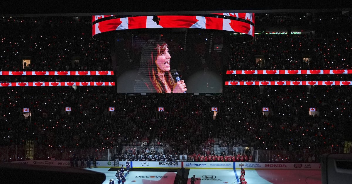 Singer of Canadian anthem at 4 Nations Face-Off changes lyric to protest Trump’s 51st state remarks  WSOC TV [Video]