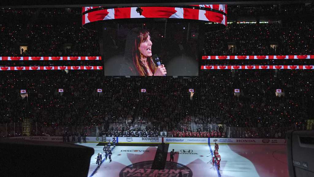 Singer changes Canadian anthem lyric at 4 Nations Face-Off [Video]