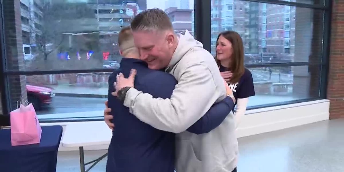 Hoops team medical staff revives man at game [Video]