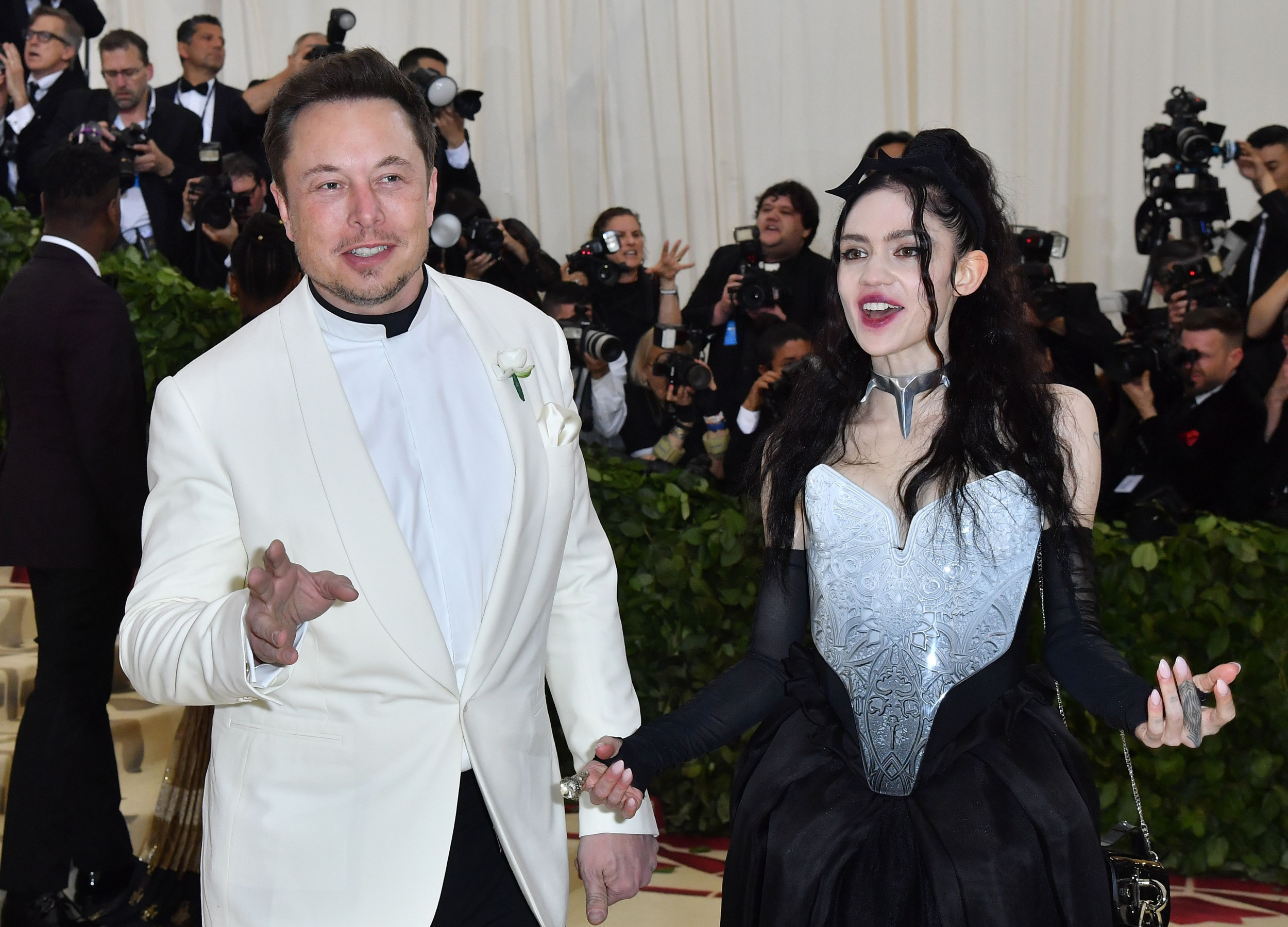 Grimes Begs Elon Musk To Respond to Their Child’s Urgent Medical Crisis [Video]