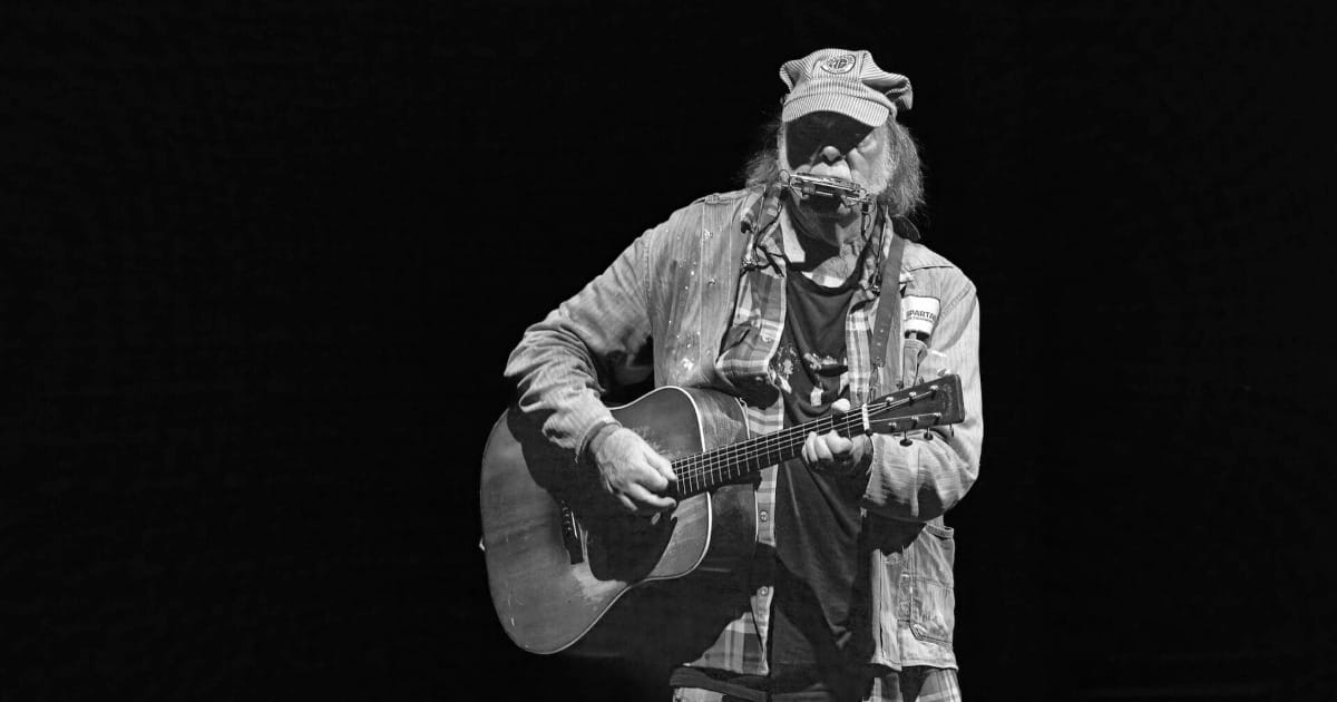 Neil Young Shares Message with Fans Suggesting Politically Rousing Spring and Summer Tour Dates [Video]