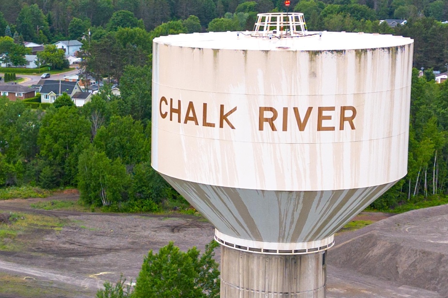 Chalk River: Nuclear Dumping Project Suspended [Video]