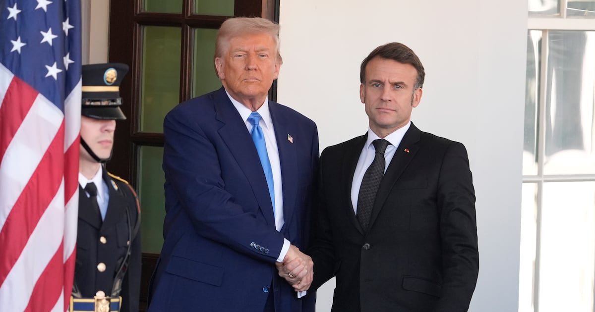 Trump says US and Ukraine are getting ‘close’ on critical mineral deal as he holds talks with Macron  Boston 25 News [Video]