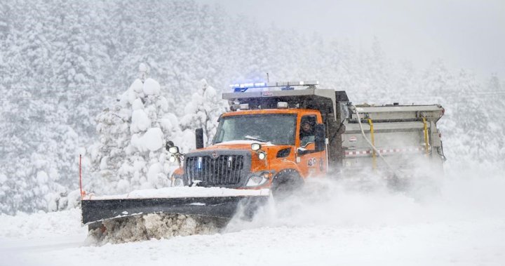 Ontario snow storage facilities struggle to keep up amid snowfall surge [Video]