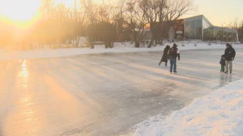 Travel bloggers fall in love with Winnipegdespite the cold [Video]