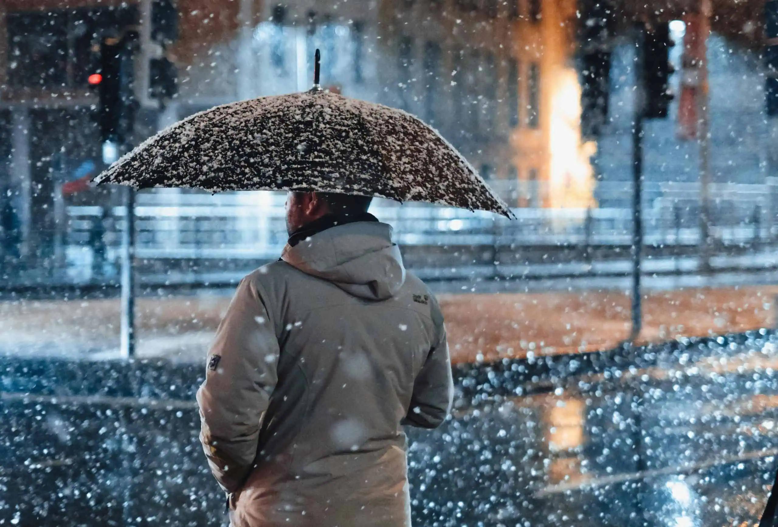 Heavy snow and flooding are likely in parts of Ontario this week [Video]