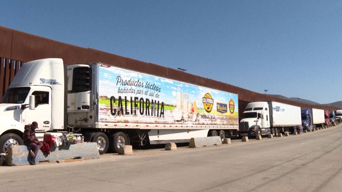 Trucks wait to enter the U.S. as tariffs on Mexico take effect [Video]