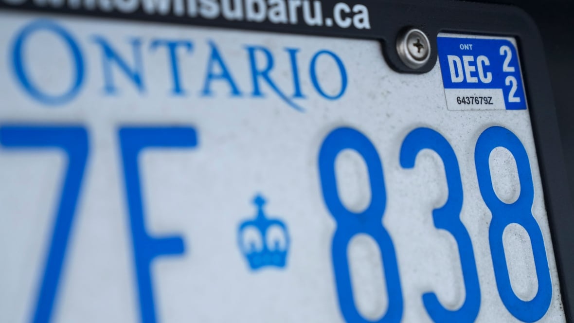 Gatineau police say theyve received hundreds of tips about out-of-province plates [Video]