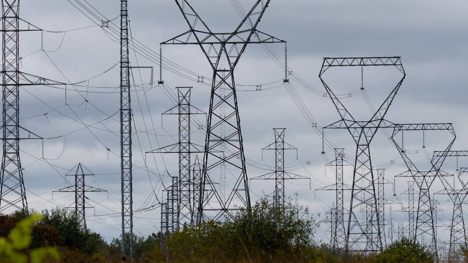 Video: Manitoba threatens hydroelectric retaliation against U.S. tariffs [Video]