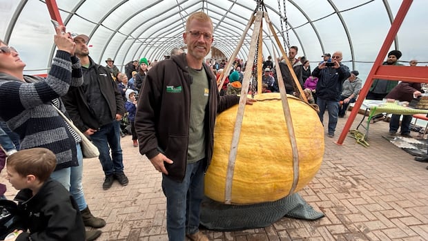 Islanders invited to learn tips and tricks for growing giant pumpkins [Video]