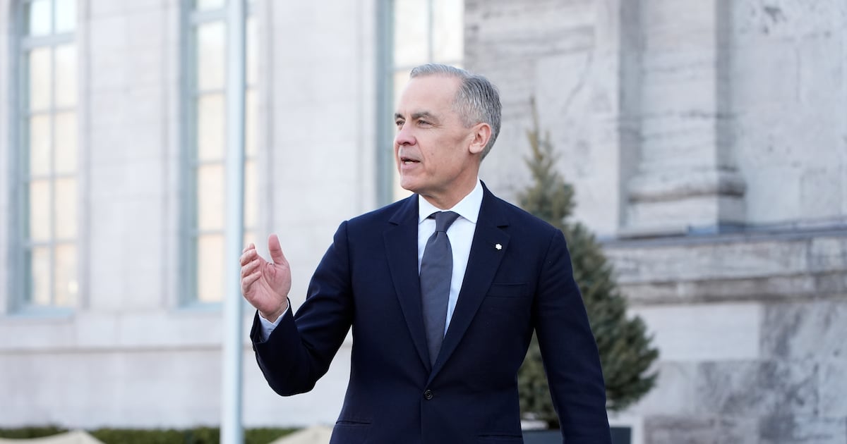 Mark Carney is sworn in as Canada’s new prime minister as country deals with Trump’s trade war  Boston 25 News [Video]