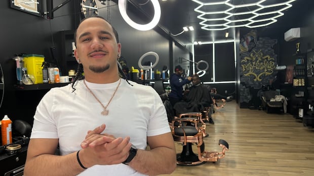 These Hamilton barbers started cutting hair as teens. Now, at 20, they run their own shops [Video]