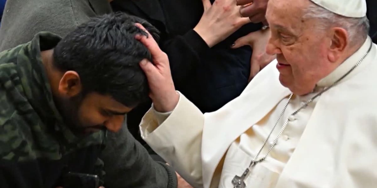 Vatican: Pope Francis signals intention to remain in post [Video]