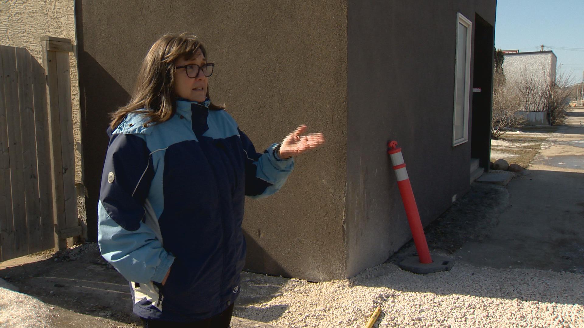 Winnipeg landlord on the hook for costly sewer repairs – Winnipeg [Video]