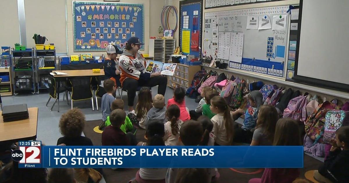 Flint Firebirds player reads to Hill Elementary kindergarten students | Video