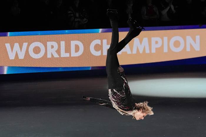 Ilia Malinin cruises to 2nd straight title to cap an American gold rush at figure skating worlds [Video]