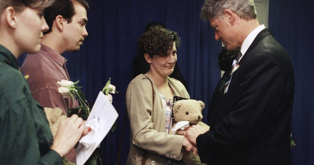 Former President Clinton returns to Oklahoma City 30 years after bombing of federal building [Video]