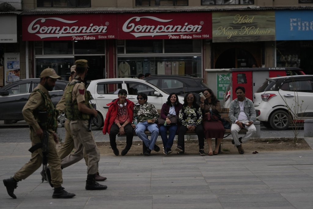 Militants kill at least 26 tourists at a resort in Indian-controlled Kashmir  Winnipeg Free Press [Video]