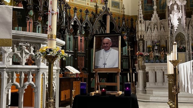 Catholic Ottawa communities mourn loss of Pope Francis [Video]