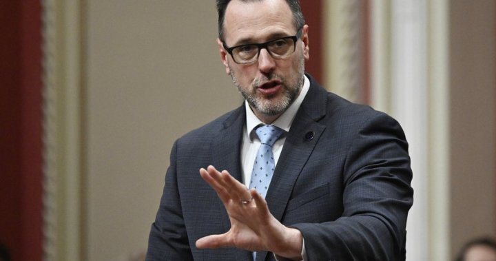 Quebec not ruling out expanding religious symbol ban to daycare and college workers [Video]