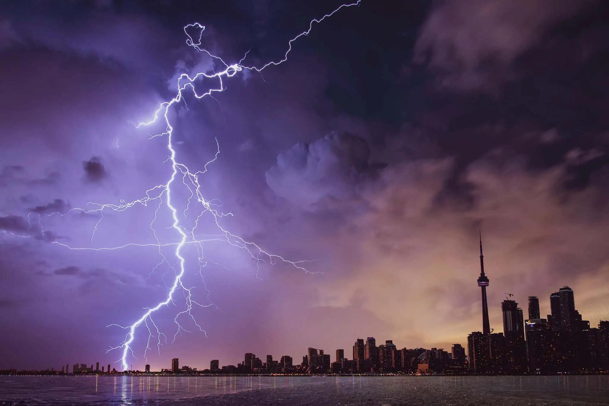 April 25 weather: Thunderstorm risk across GTA and southern Ontario [Video]