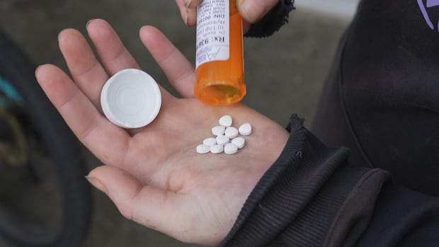 3 Vancouver pharmacists ordered not to provide ‘safe supply’ pending investigation outcome [Video]