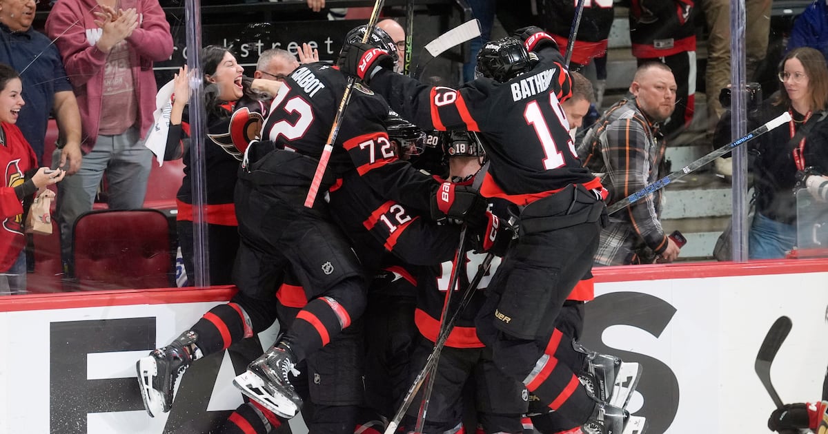 Sanderson scores in OT as Senators beat Maple Leafs 4-3 to avoid sweep  Boston 25 News [Video]