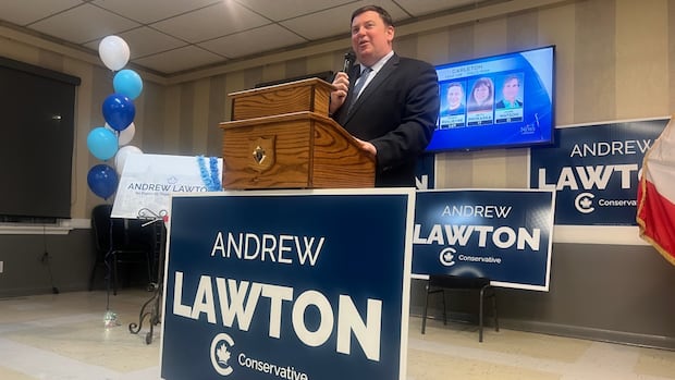 On a tough night for Tories, Andrew Lawton registers key win [Video]