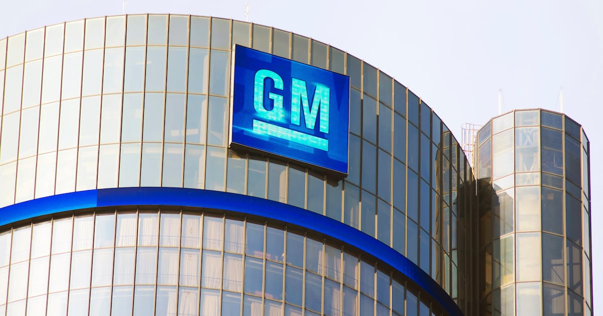 GM recalls 721K SUVs, trucks worldwide due to engine issues  WSOC TV [Video]