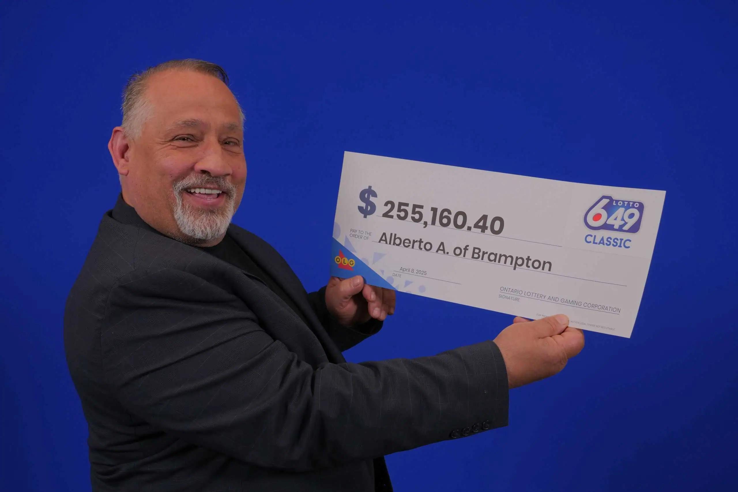 Massive lottery prize won by Ontario man [Video]