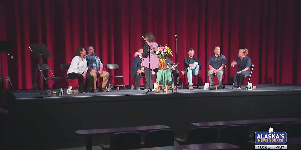 Teacher Tales takes the stage to share stories of the classroom [Video]