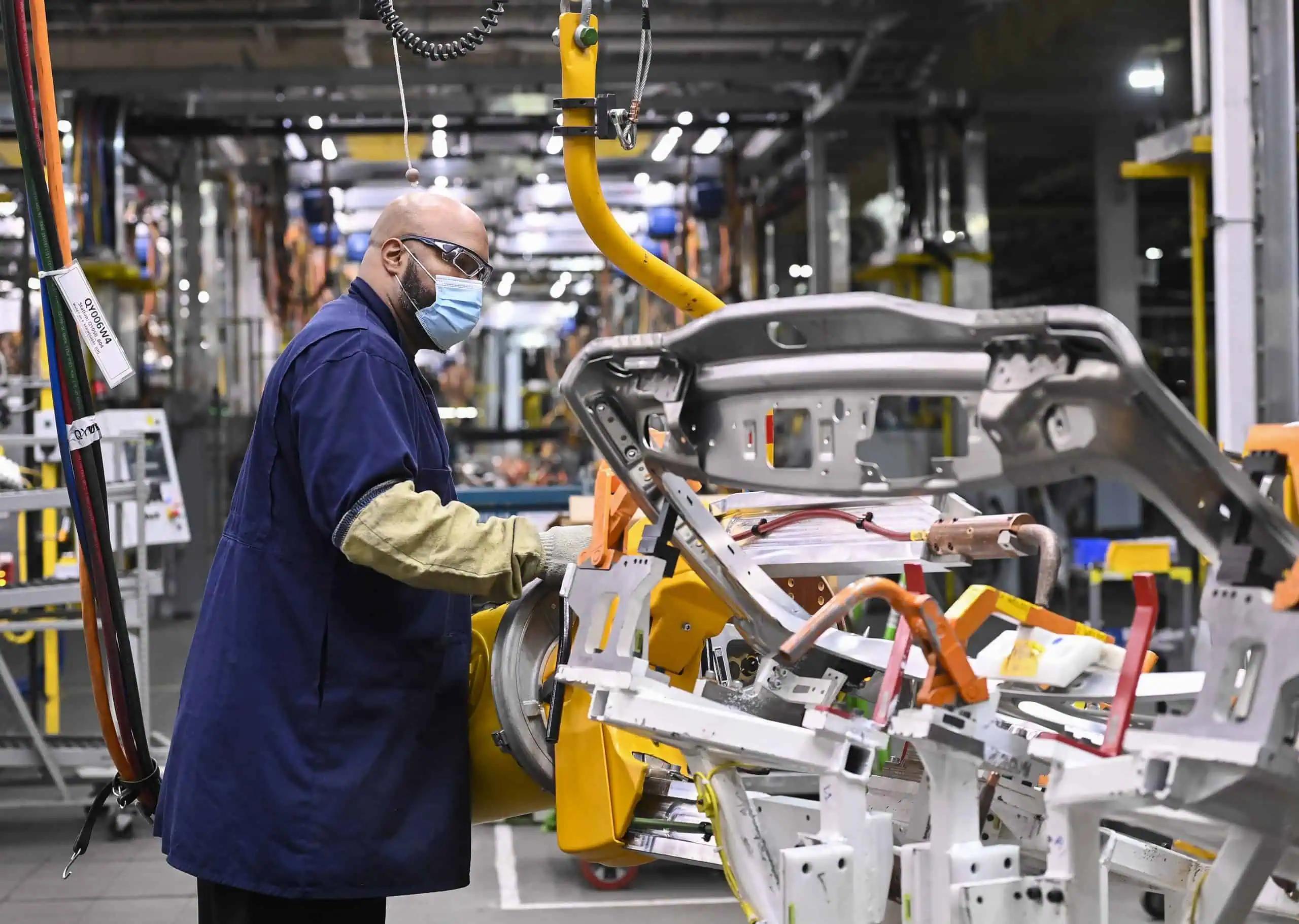 U.S. scraps planned 25% tariff on Canadian automobile parts [Video]