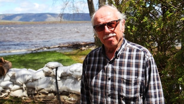 Communities along the Ottawa River brace for spring flooding [Video]