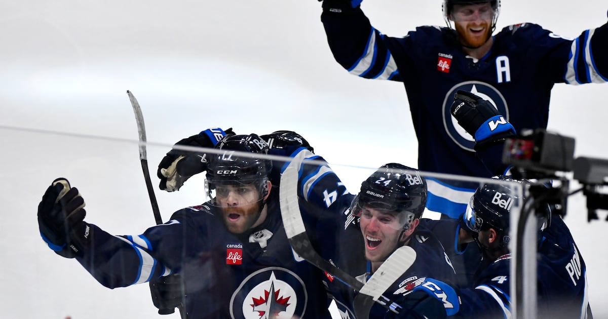 Lowry scores late in 2OT to rally Jets to 4-3 win over Blues in Game 7 to advance to 2nd round  WSOC TV [Video]