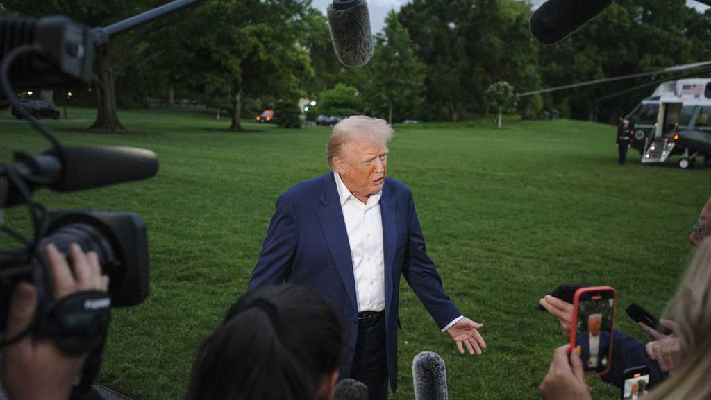Trump threatens 100% tariff on foreign-made films [Video]
