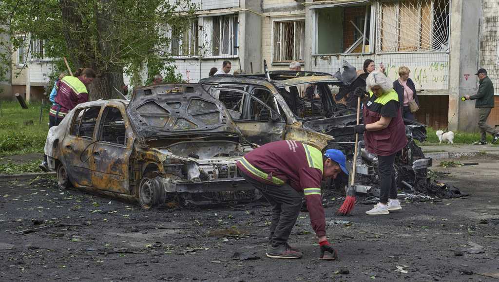 Putin addresses nuclear weapons use in Ukraine conflict [Video]