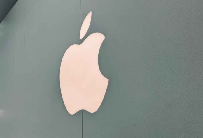 Apple unveils new Mac Studio, the most powerful Mac ever, featuring M4 Max and new M3 Ultra [Video]