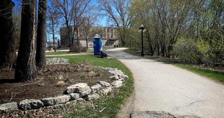 Winnipeg cops investigating Waterfront Drive homicide – Winnipeg [Video]