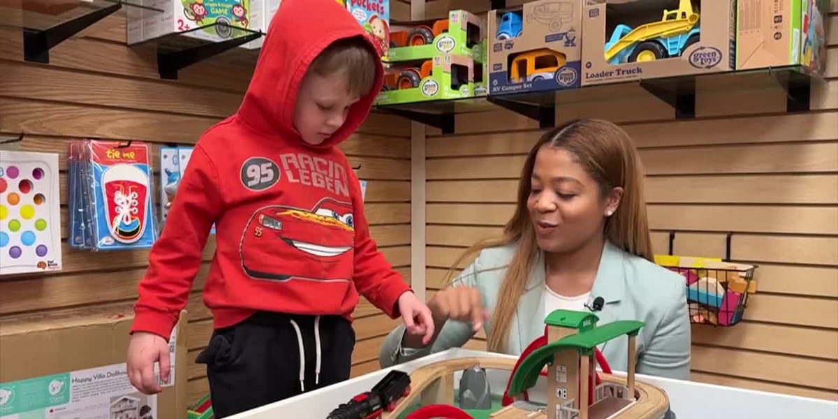 Toy store aims to keep prices down amid tariffs [Video]