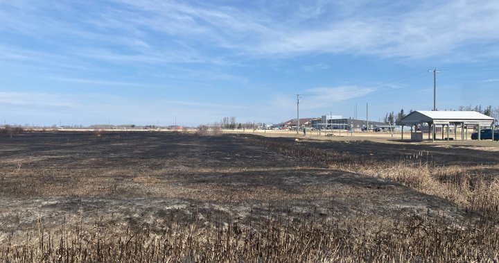 Manitoba First Nation evacuated due to nearby wildfires, 1 home destroyed – Winnipeg [Video]