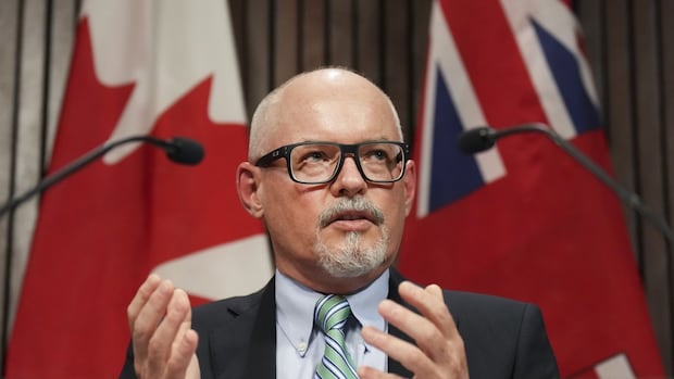 Ontario measles cases up by 140 this week, province’s top doctor says [Video]
